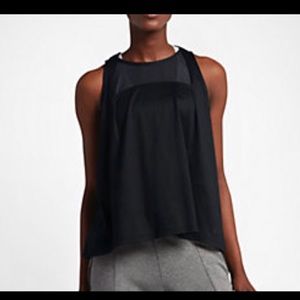 Nike women’s bonded tank